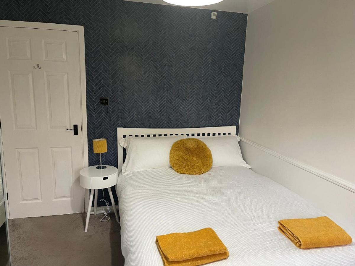 Modern 1 Bed Ground Floor Apartment ダートフォード エクステリア 写真